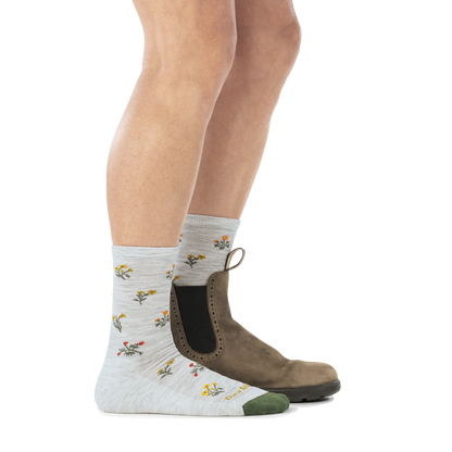 Women's Wildflower Crew Lightweight Lifestyle Socks
